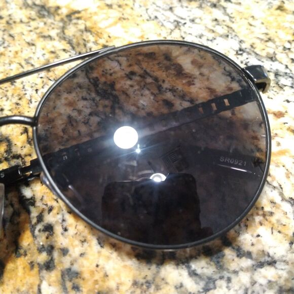 Steve Madden Women\'s Aviator Sunglasses SR0921 Gray Lens Metal Frame